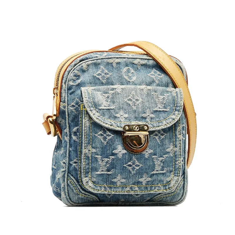 Water-resistant travel backpacksLouis Vuitton Monogram Denim Camera Bag (eRz7fL)