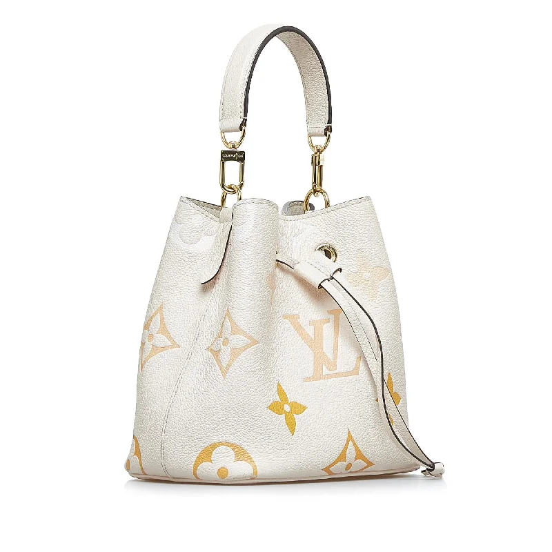 Affordable designer bag dupesLouis Vuitton Monogram Empreinte Giant By The Pool NeoNoe BB (F4hWW7)