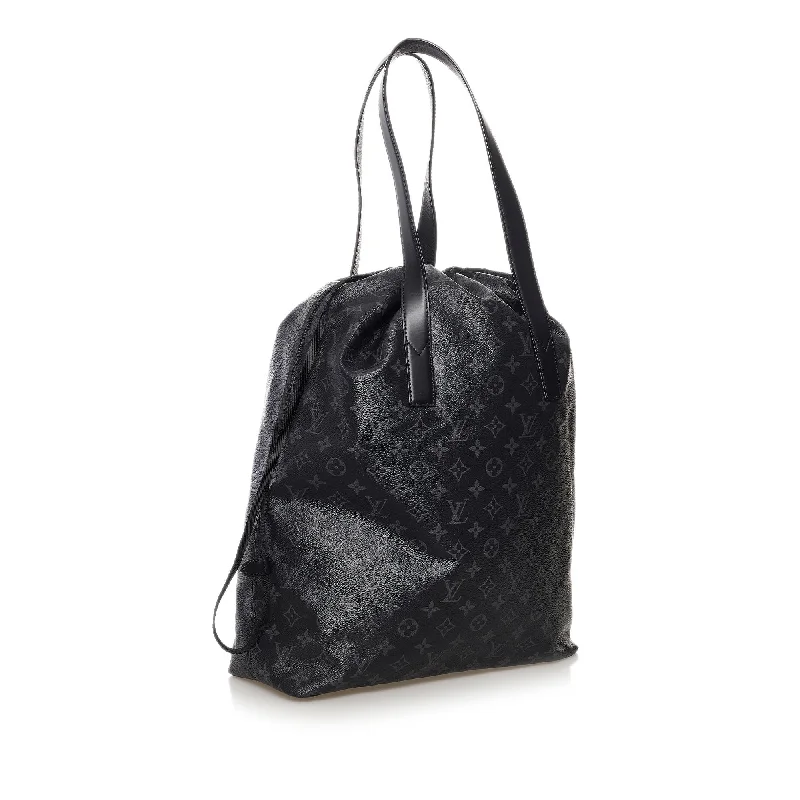 Best bags for photographersLouis Vuitton Monogram Eclipse Cabas Light (34152)