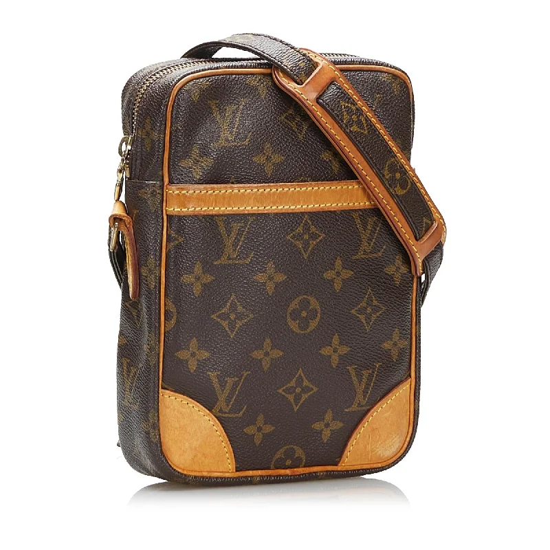 Designer bags with gold hardwareLouis Vuitton Monogram Danube (bpwMmp)