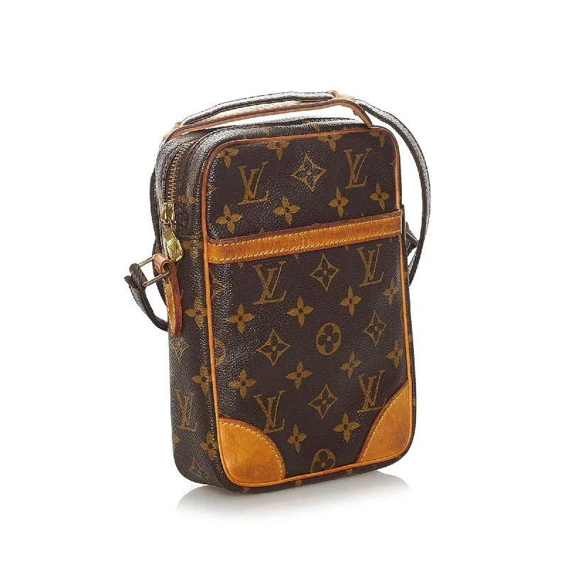 Waterproof backpack for hikingLouis Vuitton Monogram Danube (28489)