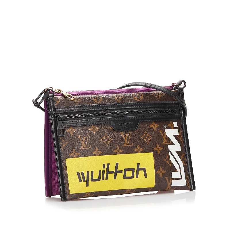 Mini bags for evening outLouis Vuitton Monogram Double Flat Messenger (JzZrFz)