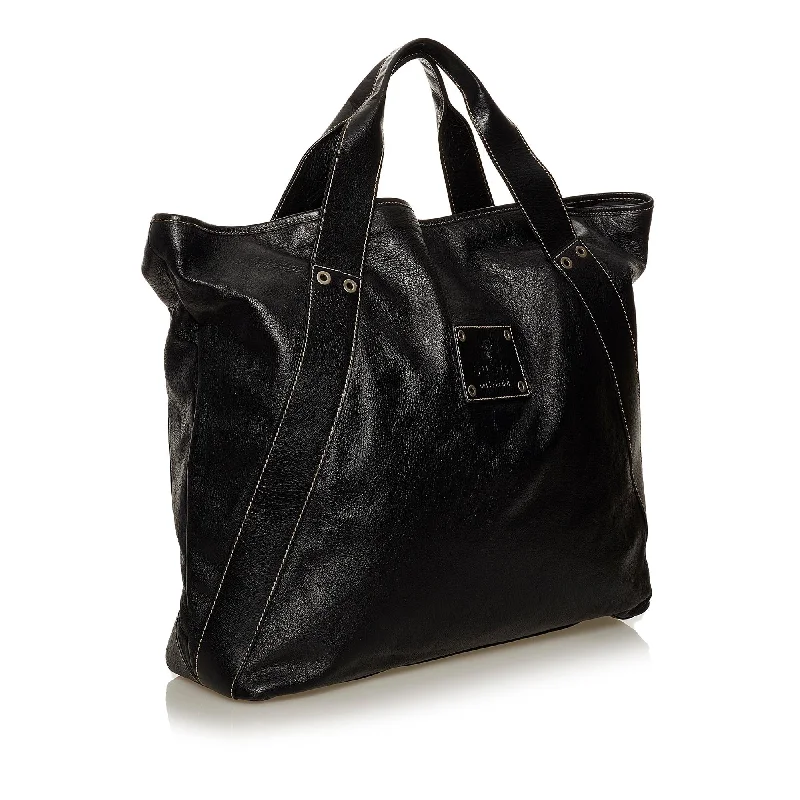 Luxury brand bags on saleGucci Leather Tote Bag (28990)