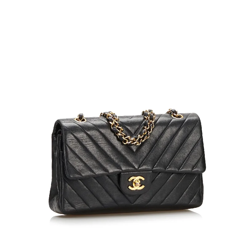 Best-selling designer bags 2025Chanel Small Chevron Lambskin Double Flap (36400)