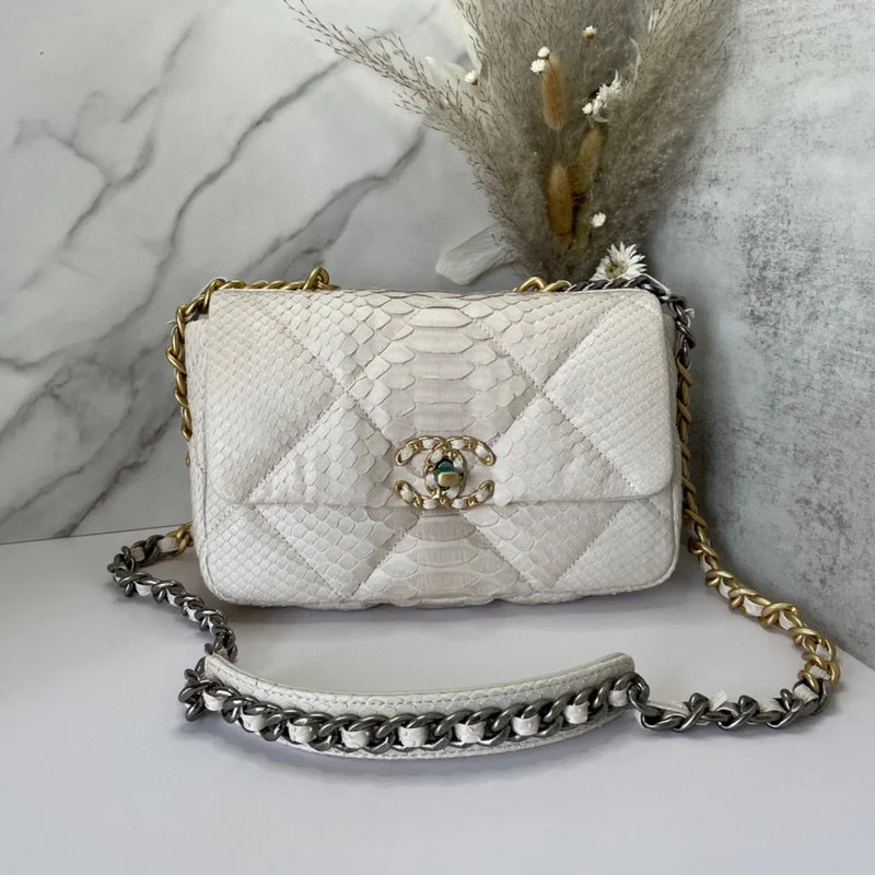 Vintage-inspired handbagsWF - Chanel Bags - 3071